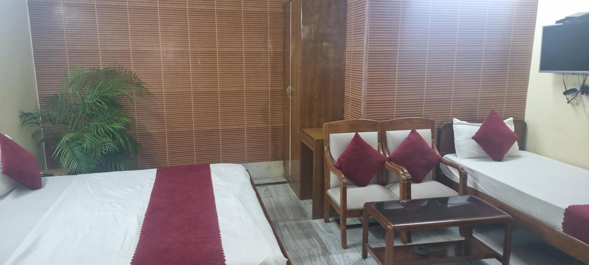 Hotel Har Ki Pauri By Around Stays Haridwār Eksteriør bilde