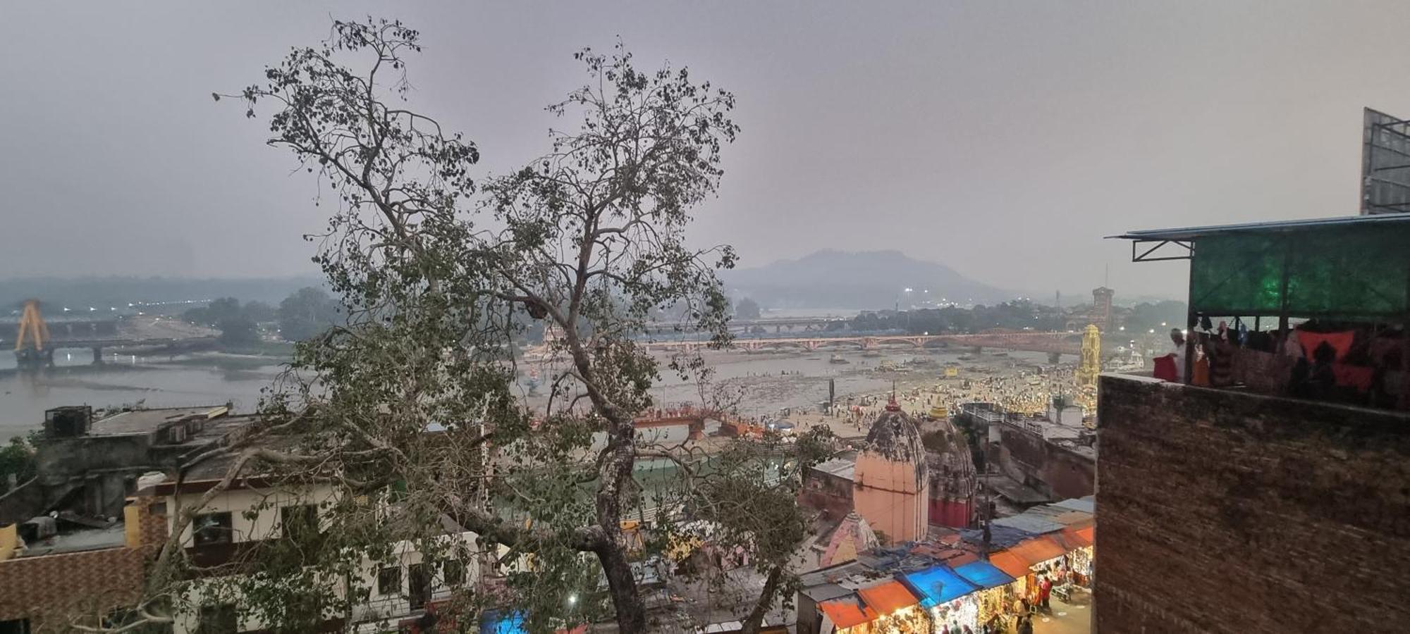 Hotel Har Ki Pauri By Around Stays Haridwār Eksteriør bilde